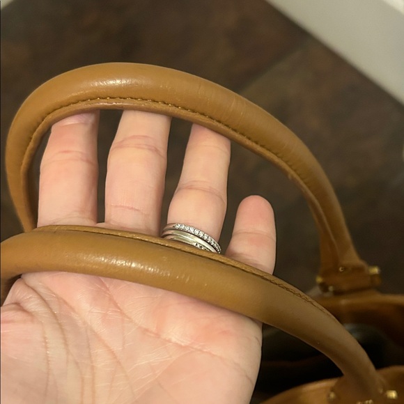 Tory Burch Tan Leather Shoulder Bag - Picture 12 of 13